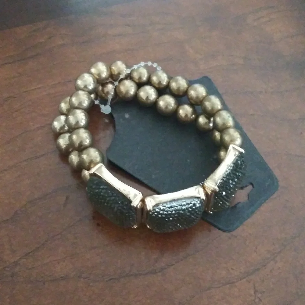 Unique Fashion Bracelet.